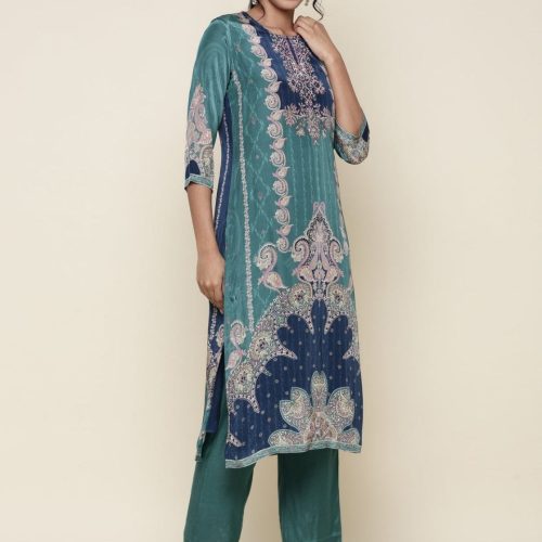 photo_6296335688898646098_y
